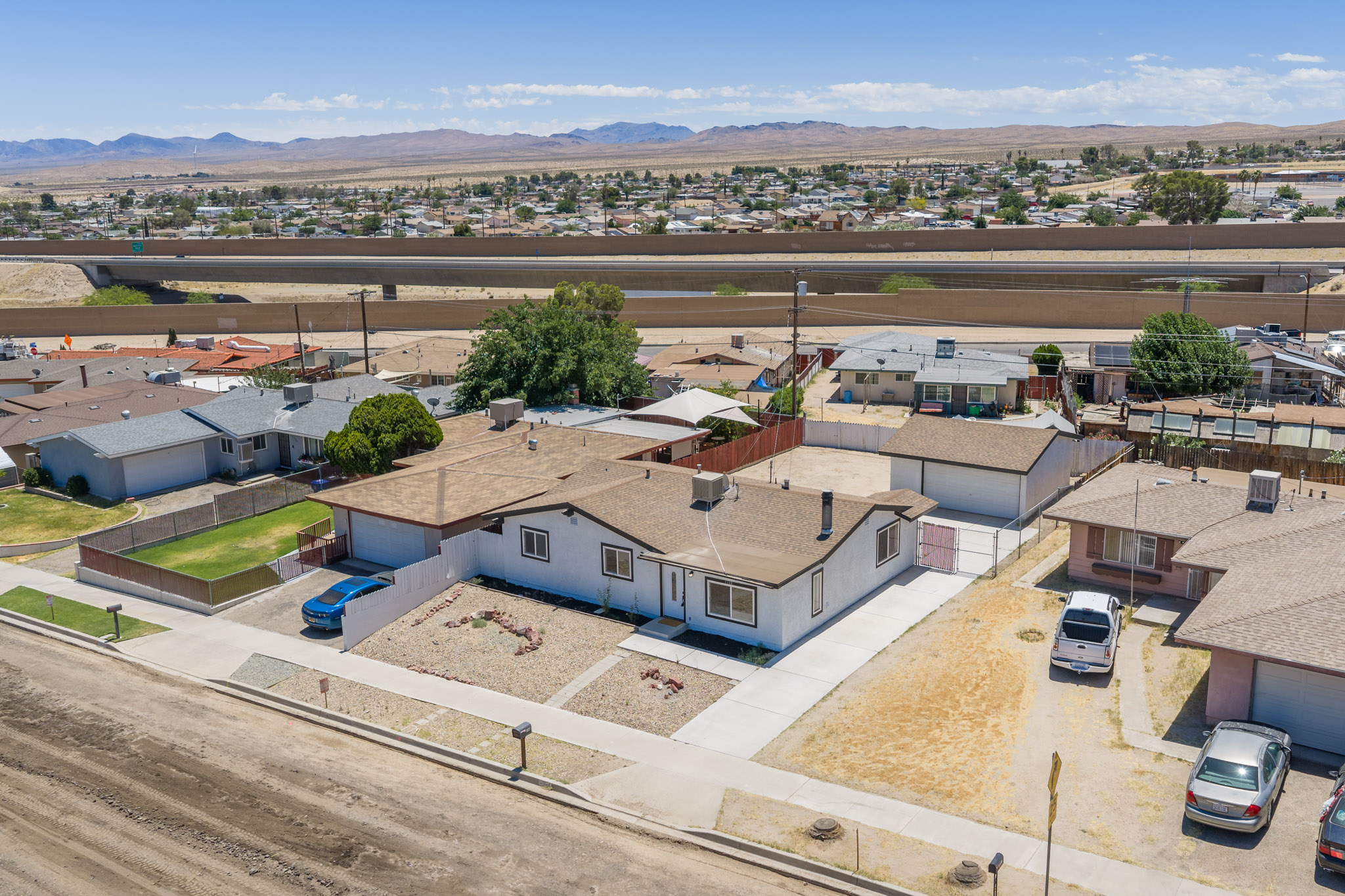 1148 E Virginia Way
