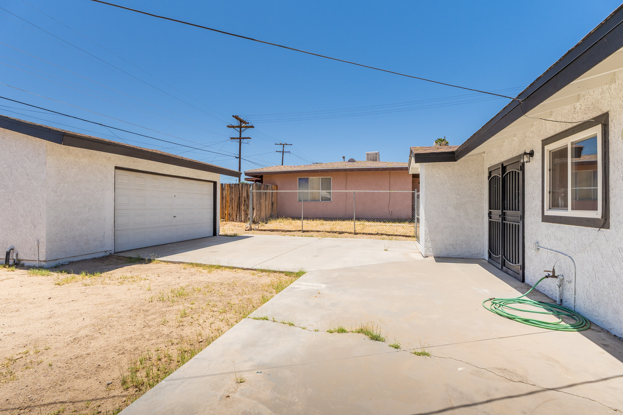1148 E Virginia Way