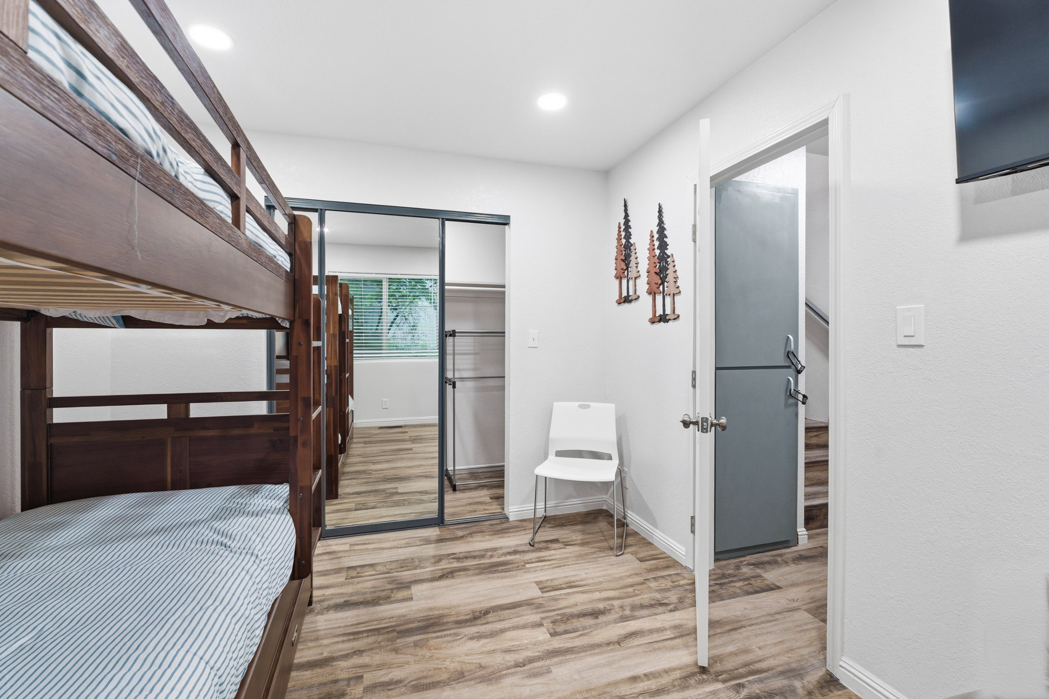 24082 Altdorf Drive