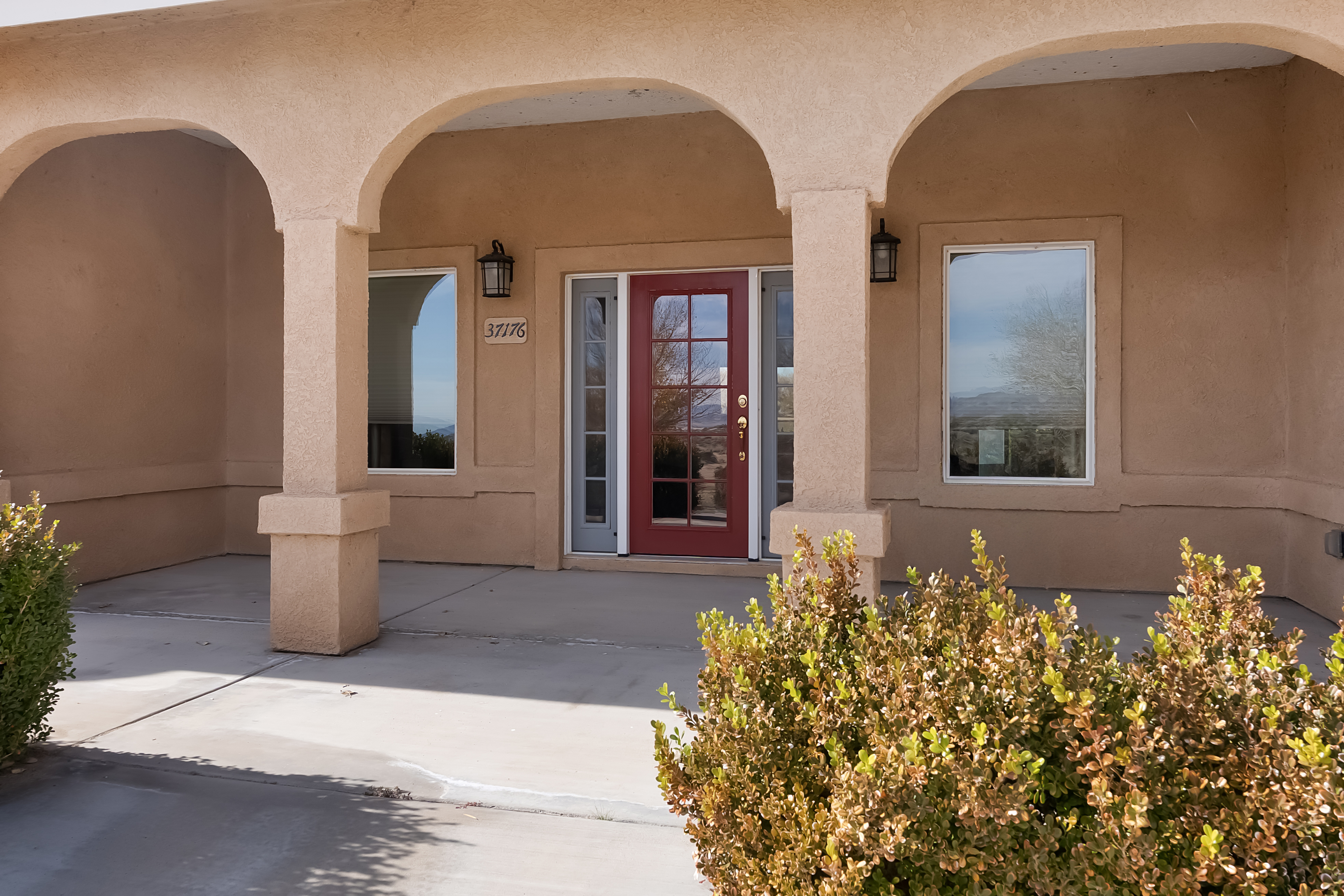 37176 Rozanne Drive