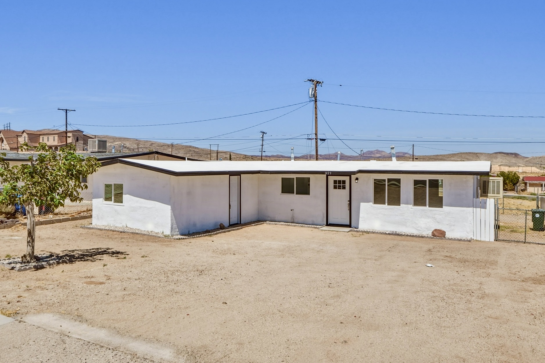 1423 Mesa Dr