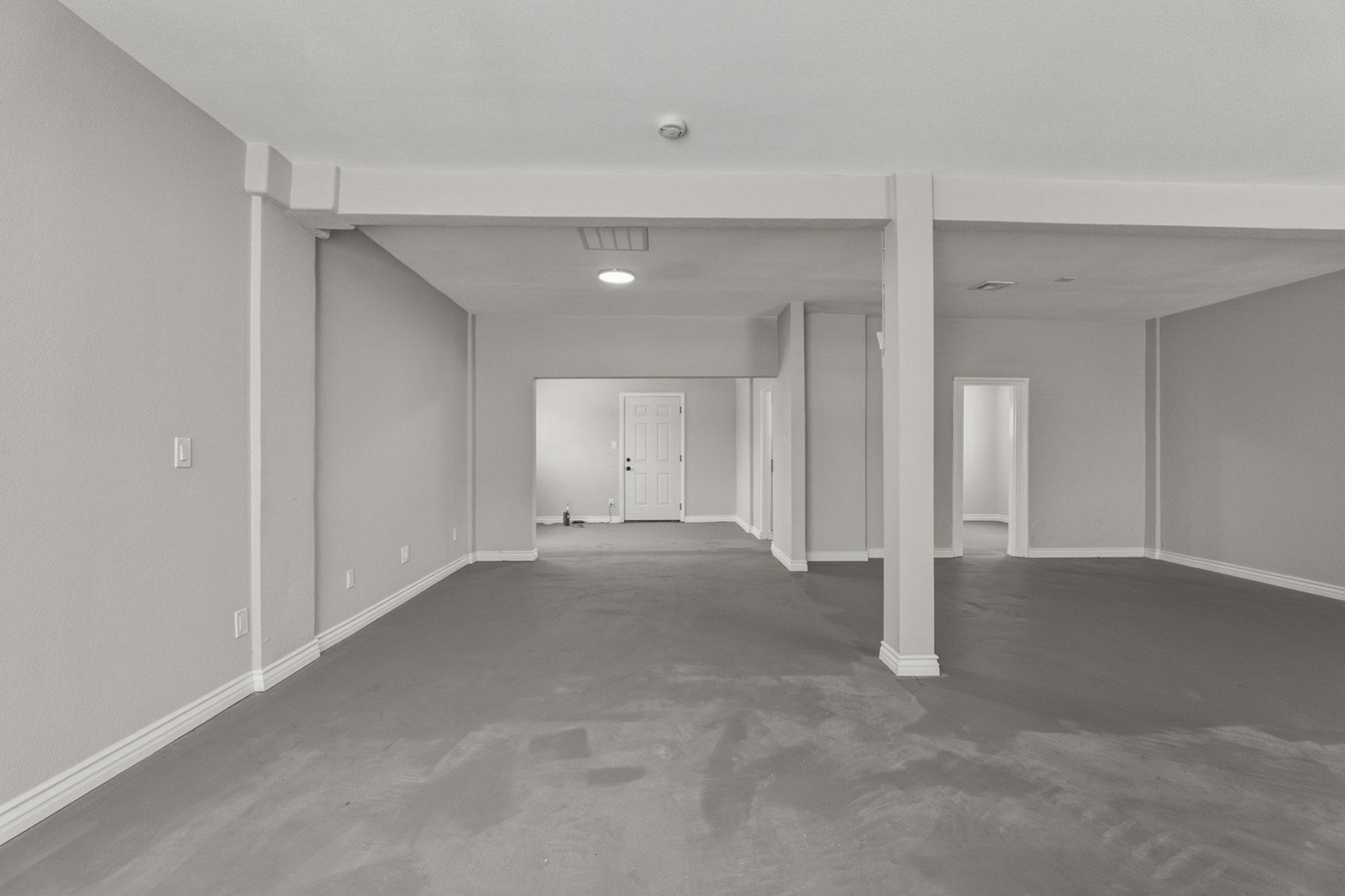 796 N Mount Vernon Ave