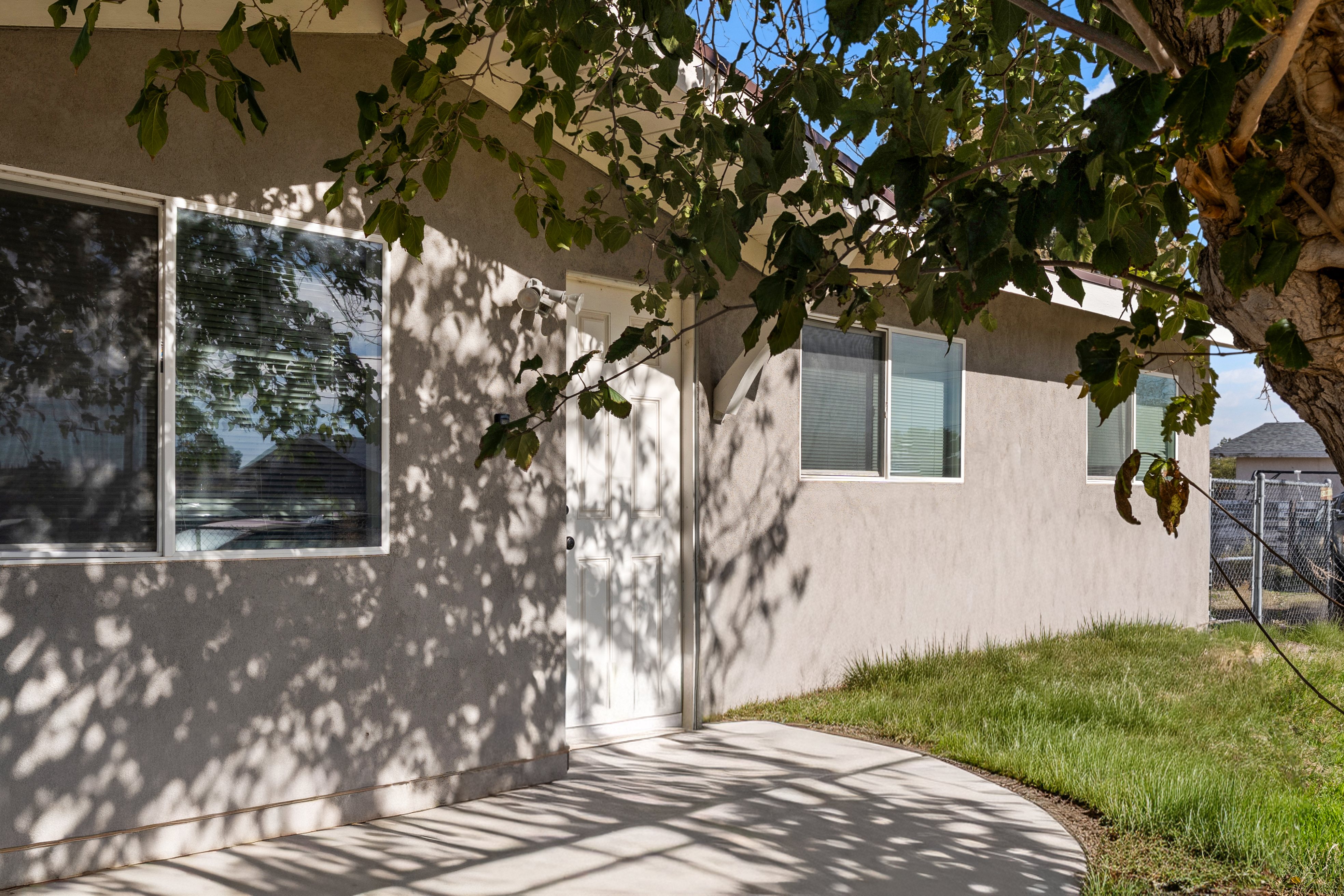25298 Jade Rd