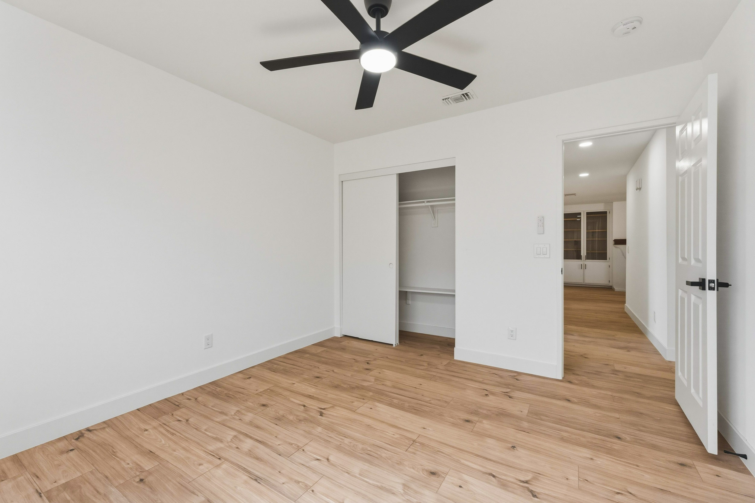 463 Stanford Dr